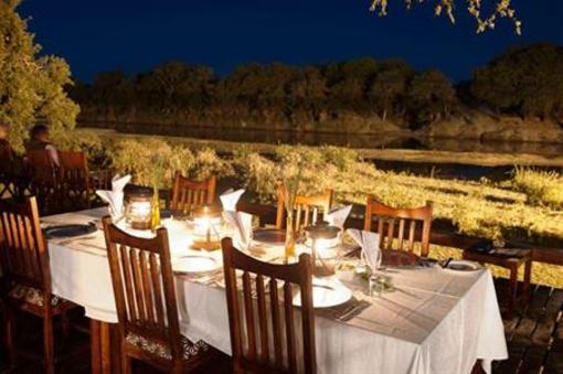 фото отеля Simbavati River Lodge