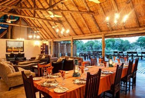 фото отеля Simbavati River Lodge
