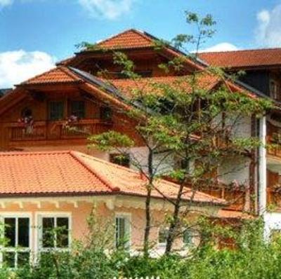фото отеля Hotel Brunnenhof Bayerisch Eisenstein