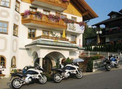 фото отеля Hotel Brunnenhof Bayerisch Eisenstein