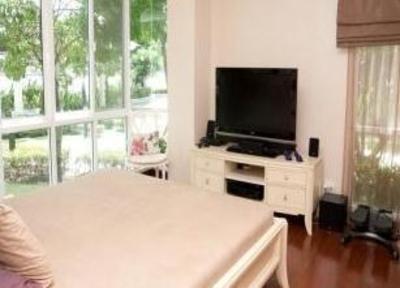 фото отеля Chao Phraya River Front Villa