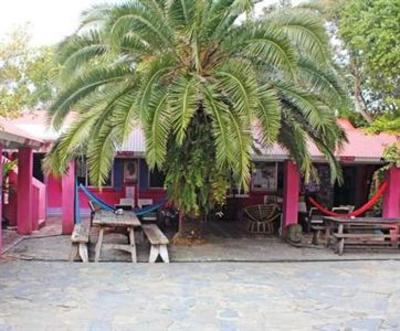 фото отеля Dolphins Beach House