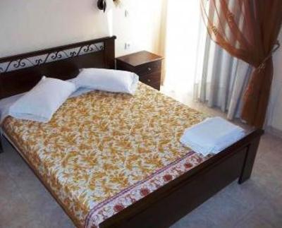 фото отеля Toulas Apartments