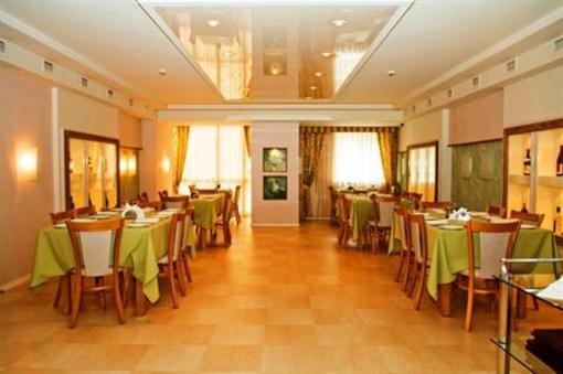 фото отеля Nadezhda Hotel
