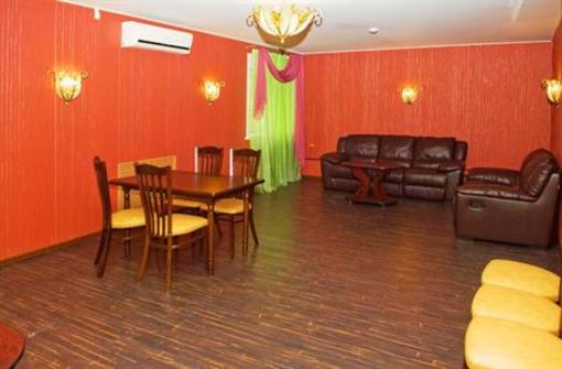 фото отеля Nadezhda Hotel