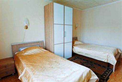 фото отеля Nadezhda Hotel