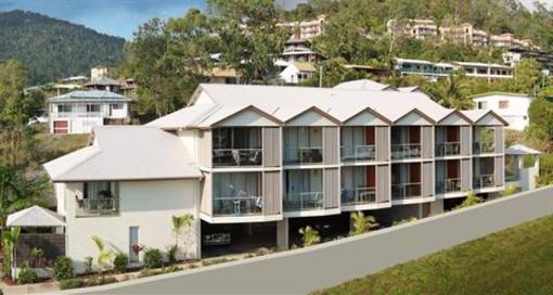 фото отеля Airlie Central Apartments