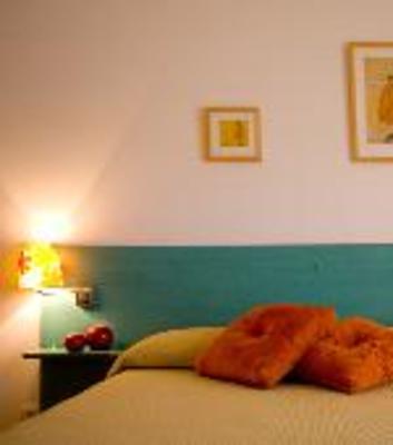 фото отеля Hostal Via Lactea