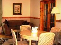 Timmins Inn & Suites