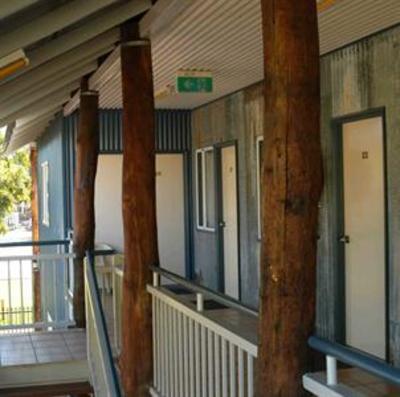 фото отеля Kimberley Croc Backpackers