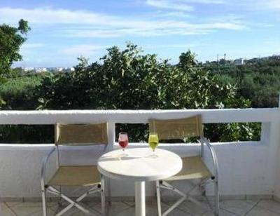 фото отеля Arco Baleno Apartments