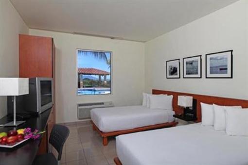 фото отеля Comfort Inn Real La Union