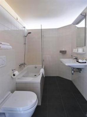 фото отеля Het Raedthuys Restaurant & Suites