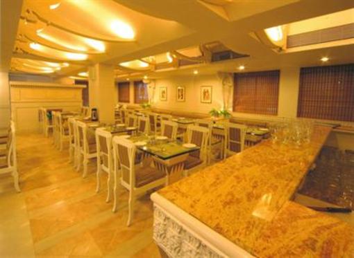 фото отеля The Coronet Elegance Hotel Pune