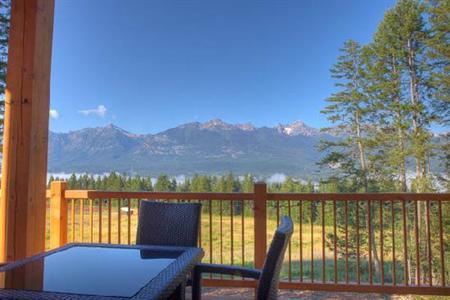 фото отеля Mount 7 Lodges Golden (British Columbia)