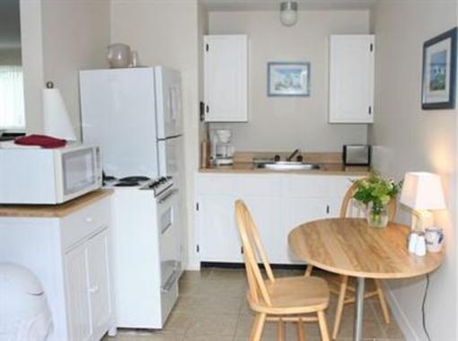 фото отеля Sesuit Harbor House