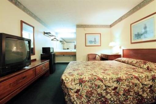 фото отеля Americas Best Value Inn Naval Base Norfolk