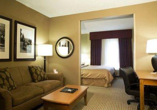 фото отеля Comfort Suites Starkville