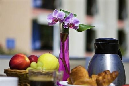 фото отеля Novotel Beaune