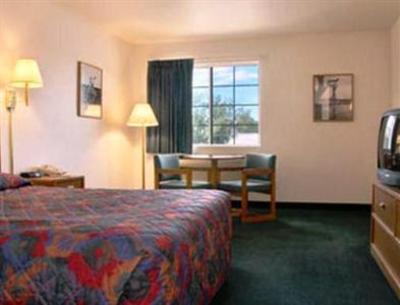 фото отеля Super 8 Wickenburg