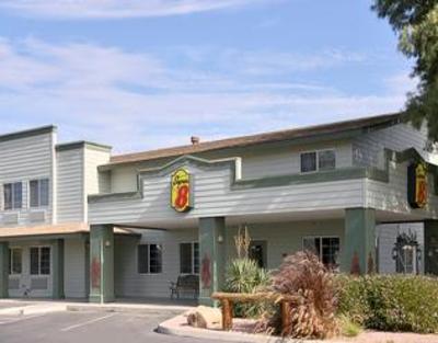 фото отеля Super 8 Wickenburg