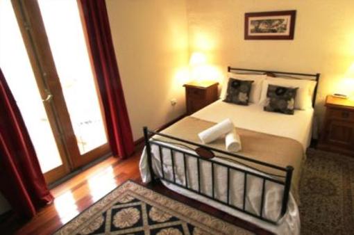 фото отеля Port Mill B&B