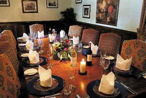 фото отеля Deddington Arms Hotel