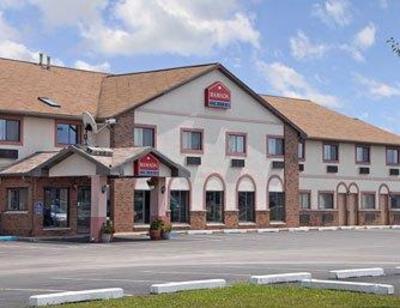 фото отеля Ramada Inn Crawfordsville