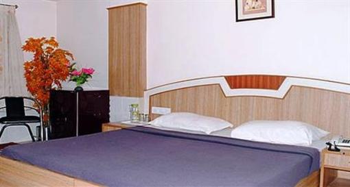 фото отеля Srinidhi Residency Hotel Bangalore