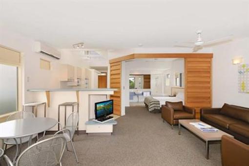 фото отеля Mainwaring Apartments Casuarina Beach Kingscliff