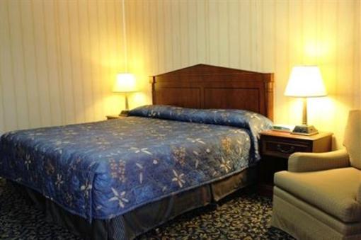 фото отеля Knights Inn Owen Sound