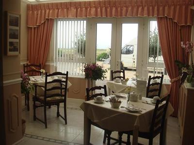 фото отеля Watersedge Guest House