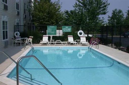 фото отеля TownePlace Suites Sterling Dulles North