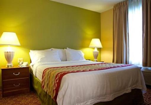 фото отеля TownePlace Suites Sterling Dulles North