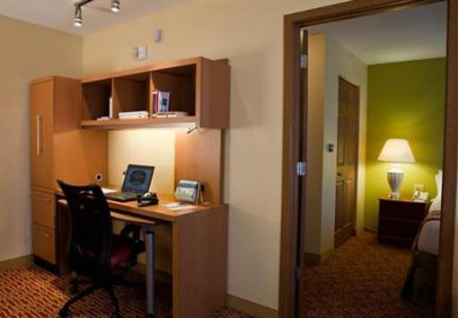 фото отеля TownePlace Suites Sterling Dulles North