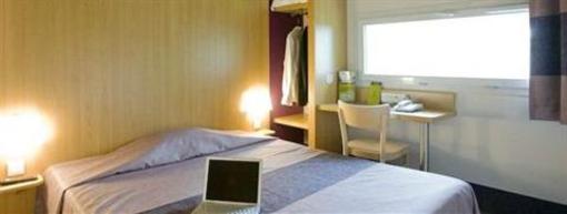 фото отеля B&B Hotel Frankfurt Hahn Airport