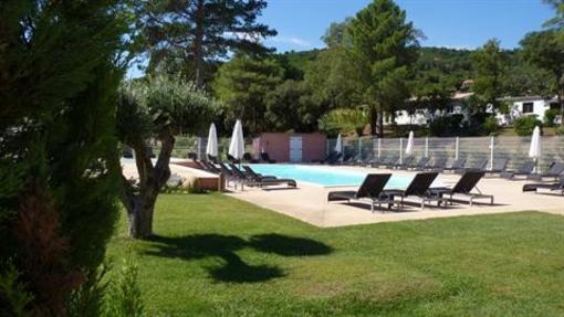 фото отеля Residence Les Pavillons Du Golfe Sainte-Lucie-De-Porto-Vecchio