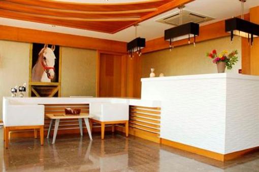 фото отеля Konvoy Hotel & The Country Club