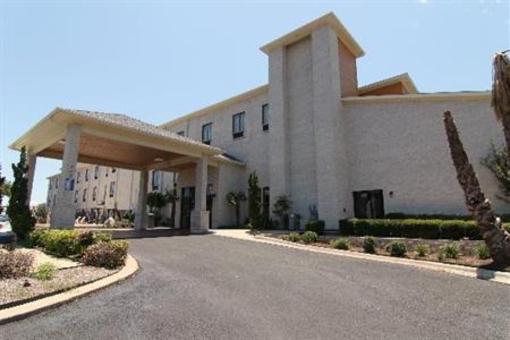 фото отеля Comfort Inn & Suites Burnet