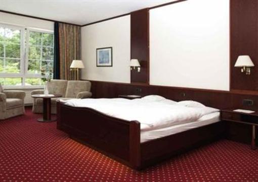 фото отеля Ringhotel Teutoburger Wald