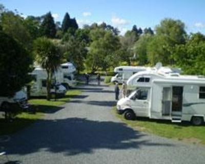 фото отеля Waiteti Trout Stream Holiday Park