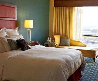 фото отеля Renaissance Mobile Riverview Plaza Hotel