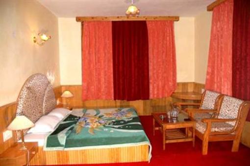 фото отеля Hotel New Adarsh Manali