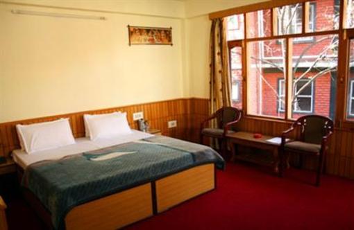 фото отеля Hotel New Adarsh Manali