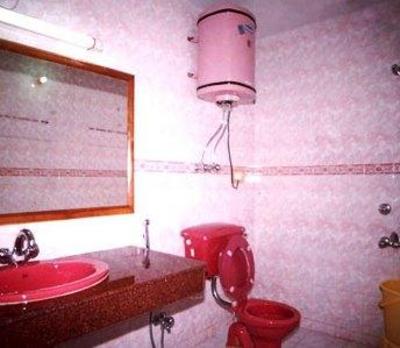 фото отеля Hotel New Adarsh Manali