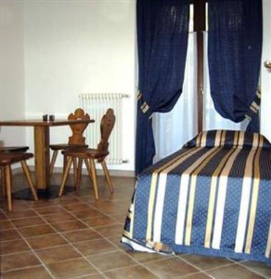 фото отеля Hotel Residence Chateau Saint-Pierre (Aosta)