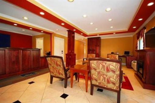 фото отеля Best Western Denham Springs