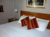 Cotswold Gateway Hotel