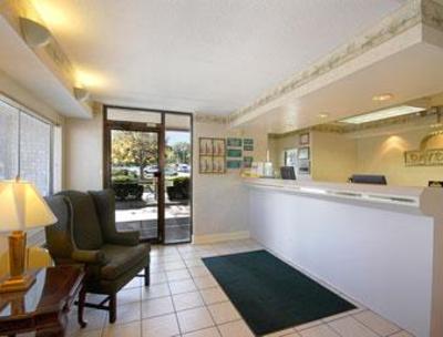 фото отеля Days Inn Harmarville