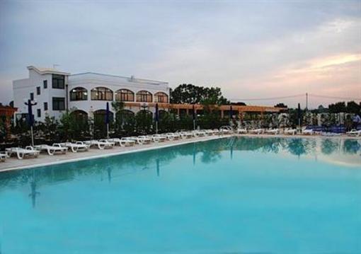 фото отеля Club Torre Guaceto Resort